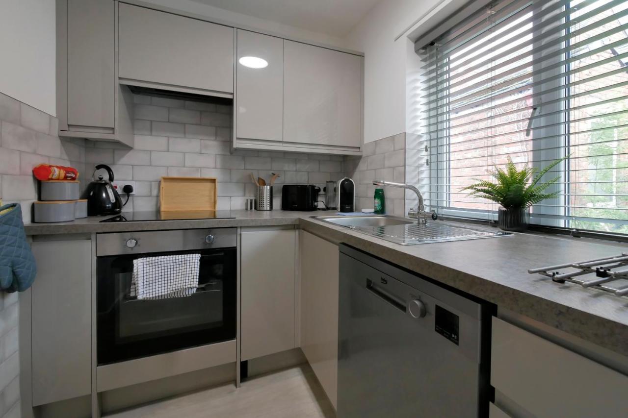Crewe Short Lets 6 Victoria Court, Crewe Appartement Buitenkant foto