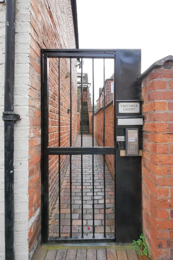 Crewe Short Lets 6 Victoria Court, Crewe Appartement Buitenkant foto
